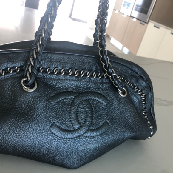 CHANEL BAG GRAY METALLIC CALFSKIN LUXE LIGNE BOWLER MEDIUM - Picture 8 of 15